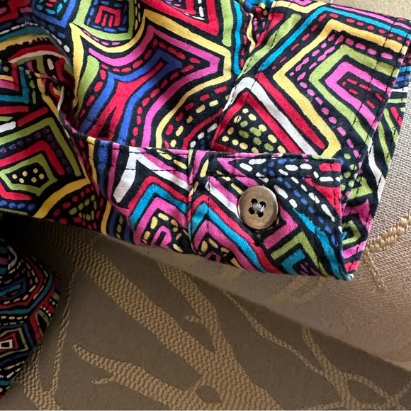 Chico's Multi Color Abstract Geometric Print
Zipper Jacket - Picture 6 of 9